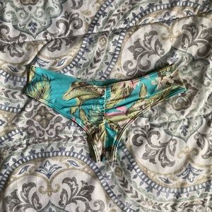 Cheeky Billabong Bikini Bottoms